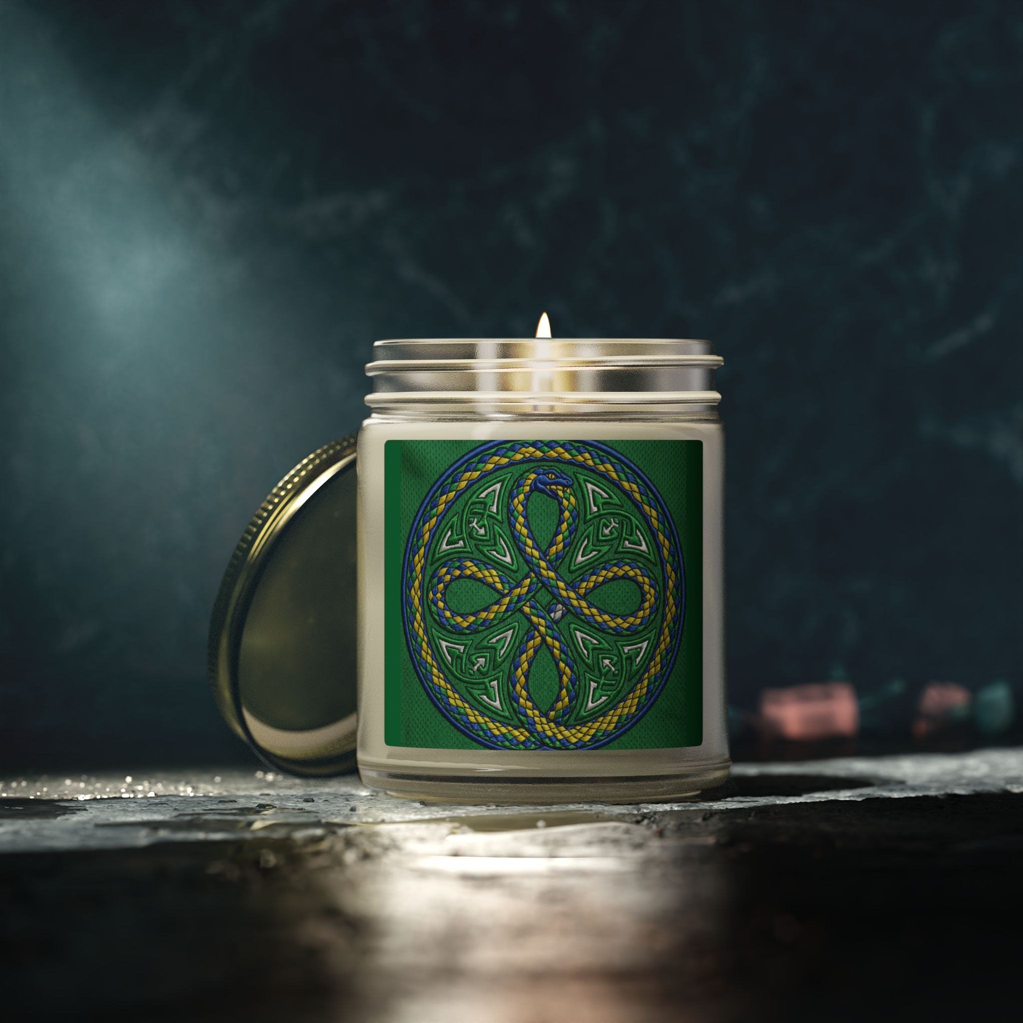 Candela Profumata al Cocco e Albicocca — Nodo Celtico Verde 4oz/9oz